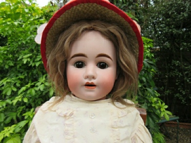 Fabulous French Olympia doll by Pierre Mueller Circa 1924 - 31 Inch